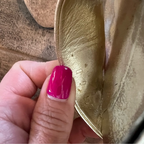 Authentic Gucci wedges size 6B - Picture 7 of 8